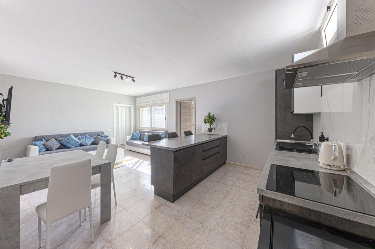 Lussuoso Climatizzato A 200 M Dal Mare Apartment *